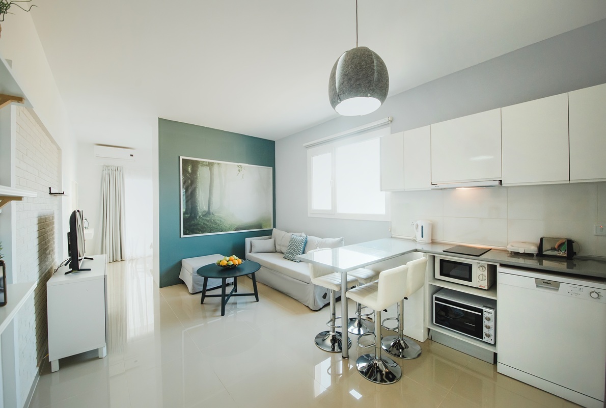 Studio Long – salon z aneksem