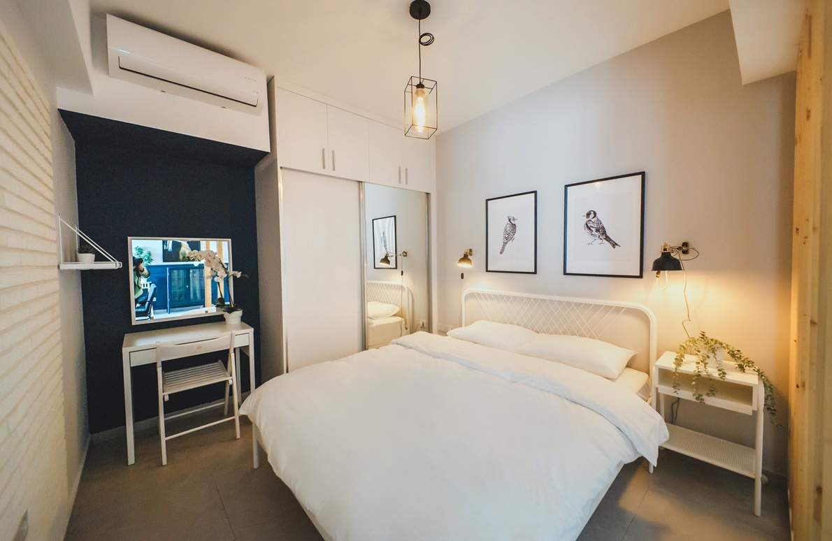 Caesar Blue – studio z wnęką sypialnianą – salon i strefa dzienna (1)