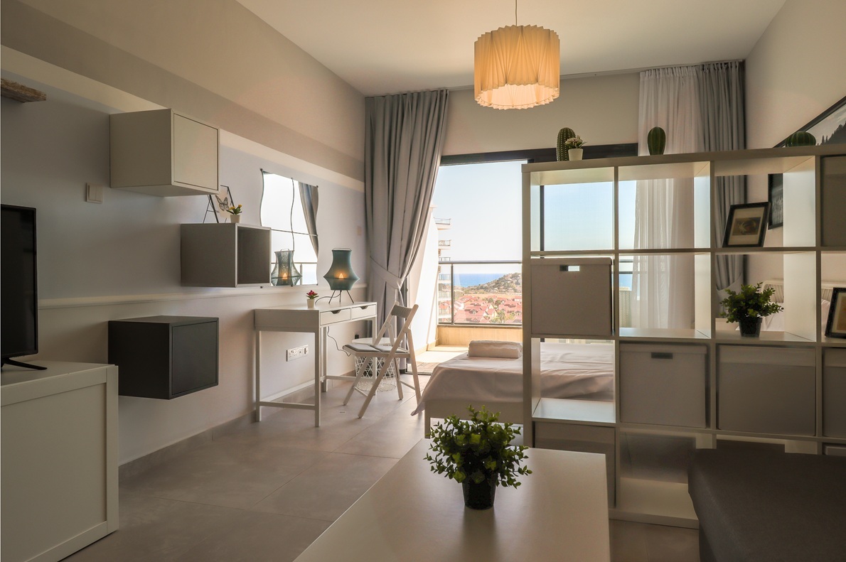 Studio Long Caesar Blue